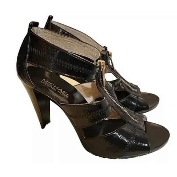 MICHAEL KORS Berkeley T-Strap Black Patent Leather Sandals - Picture 1 of 6
